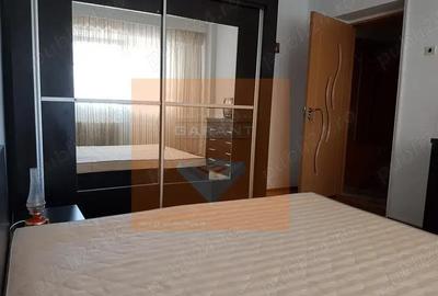 Apartament cu 4 camere decomandat în Central - 4