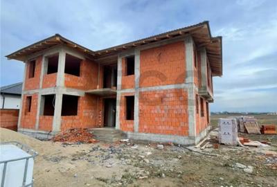 Apartament cu 2 camere decomandat în Sântandrei - 4