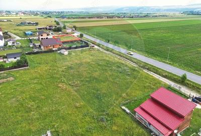 Teren intravilan cu dublu front stradal I Poiana Craitelor I Bod - 1