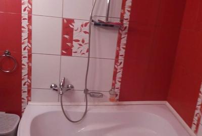 Apartament cu 2 camere decomandat în Central - 3