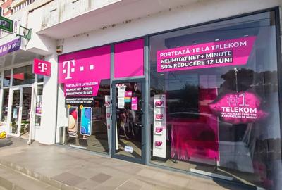 Spațiu comercial, de 81 mp, în Pipera - 5