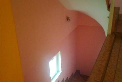 Casă cu 4 camere cu Teren 1211 Mp în Recea - 1