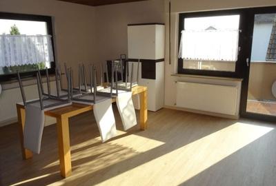 Casă cu 4 camere în Brădești - 3