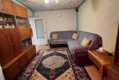 Apartament cu 3 camere decomandat în Podul de Fier - 1