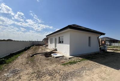 De vanzare casa parter zona linistita Crevedia - 3