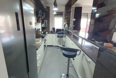 Apartament cu 2 camere semidecomandat, mobilat în Tineretului - 4