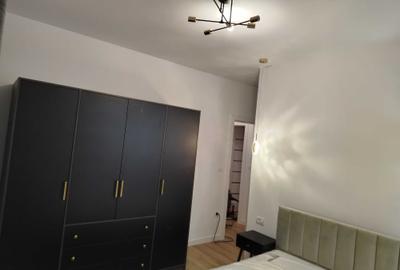 Apartament cu 3 camere decomandat, mobilat în Exterior Est - 2