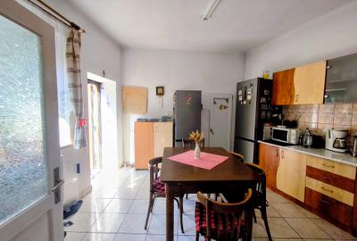 Casă individuală cu 3 camere cu Teren 275 Mp în Schei - 1