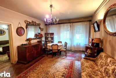 Apartament cu 3 camere în Aviatorilor