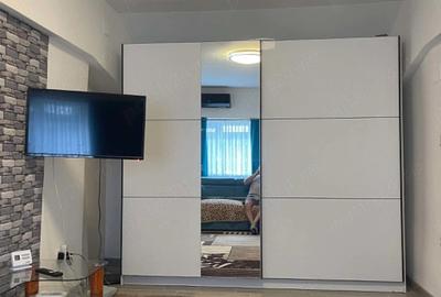 Apartament cu 3 camere nedecomandat în Central