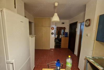 Inchiriez apartament - 2