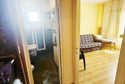 Vânzare apartament 3 camere | Zona Vest – Lămâița | Etaj 10/10 - 19