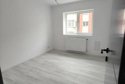 Apartament cu 3 camere decomandat în Central - 7