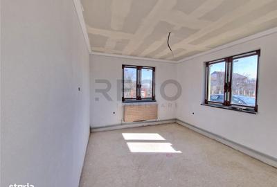 Casă cu 3 camere cu Teren 350 Mp în Borș - 11