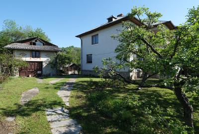 Vanzare casa mare cu etaj si 6200 mp teren in Fieni, judetul Dambovita - 10