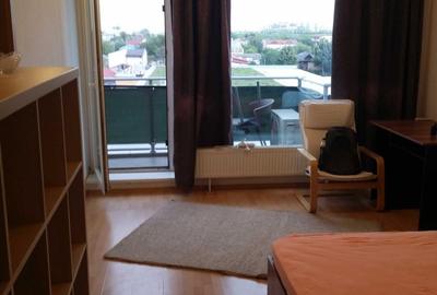 Garsonieră decomandată, mobilată în Titan