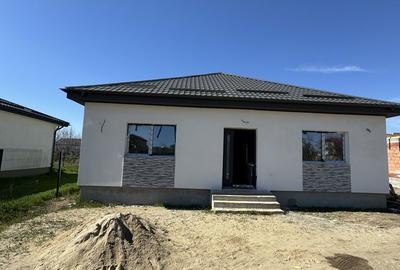 Casă cu 4 camere în Crevedia - 7