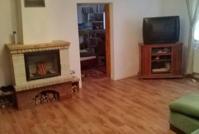 Casă cu Teren 1500 Mp în Central