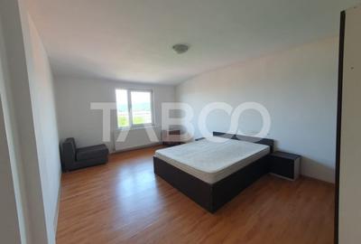 Apartament cu 3 camere decomandat, mobilat în Făgăraș - 4