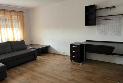 Apartament cu 3 camere decomandat în Banu Mărăcine