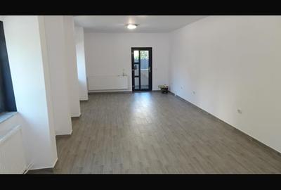 Spațiu comercial, de 40 mp, în Mihai Eminescu