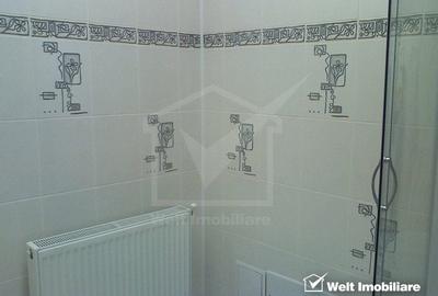 Apartament cu 3 camere semidecomandat în Central - 14