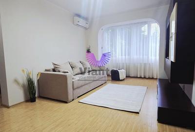 Apartament cu 3 camere în Calea Dumbrăvii