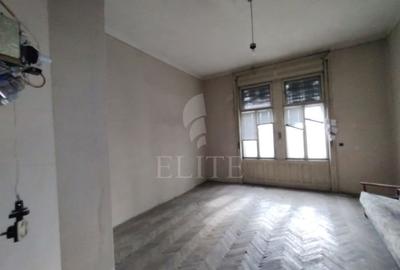 Garsonieră semidecomandată în Central - 2