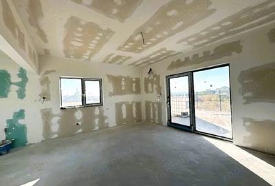 Casă cu 3 camere cu Teren 650 Mp în Central