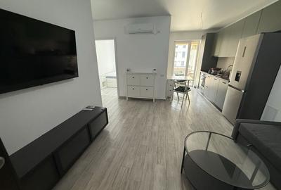 Apartament cu 2 camere decomandat în Central