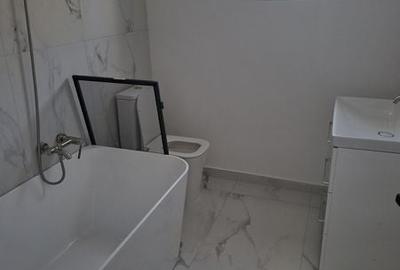 Casă cu 4 camere cu Teren 120 Mp în Est