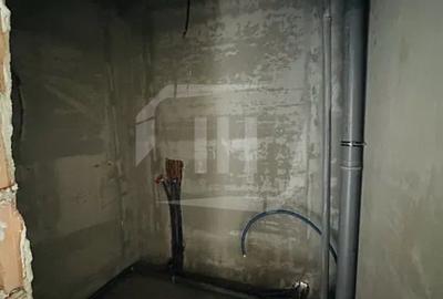 Apartament cu 4 camere semidecomandat în Europa - 6