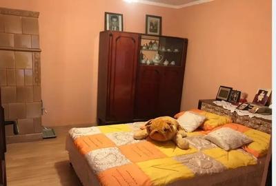 Casă cu 5 camere în Ilovăț