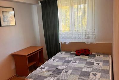 Garsonieră decomandată, mobilată în Rogerius