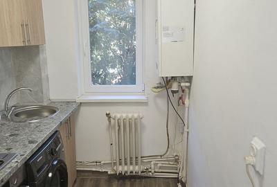 Apartament cu 3 camere în Titu Maiorescu