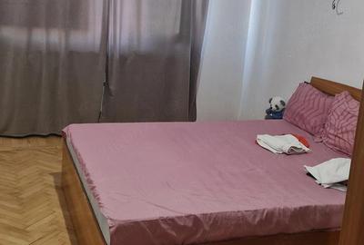 Apartament cu 3 camere semidecomandat în - 5