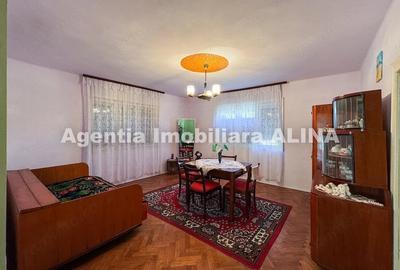 Casă cu Teren 1147 Mp în Vețel