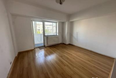Apartament cu 4 camere decomandat în Alba Iulia - 3