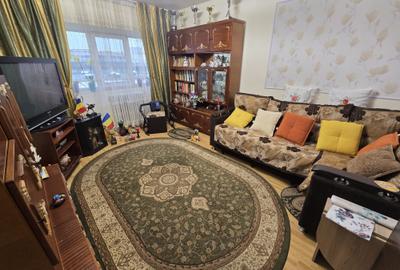 Apartament cu 5 camere decomandat în Baza 3 - 1