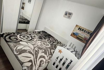 Apartament cu 4 camere semidecomandat în Sălaj