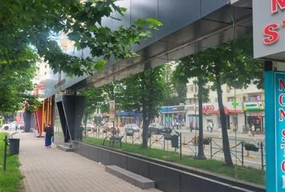 Spațiu comercial, de 350 mp, în Autogară - 3