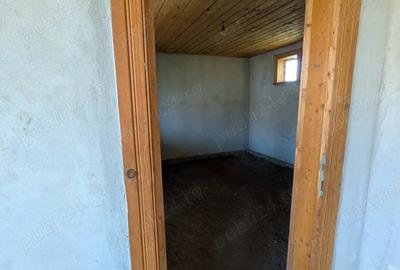 Casă cu 3 camere cu Teren 1187 Mp în Gârbovi