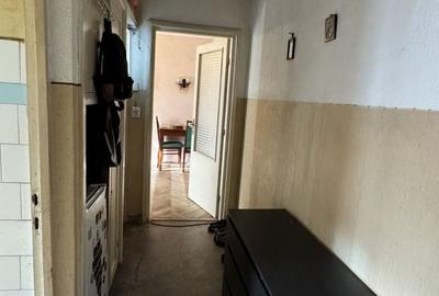 Apartament cu 3 camere semidecomandat în Km 4-5 - 5