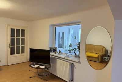 Casă cu 5 camere cu Teren 430 Mp în Socol - 9