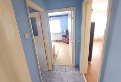 Apartament cu 3 camere circular în Viziru 3