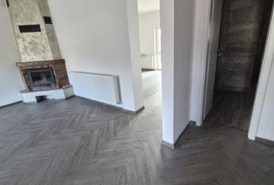 Casă cu 4 camere cu Teren 300 Mp în Sud-Est - 8