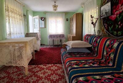 Casă cu 3 camere în Ferestrău-Oituz
