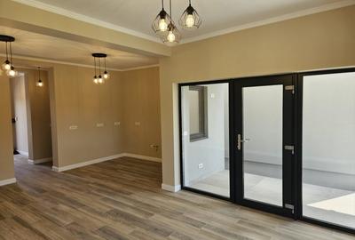 Duplex cu 5 camere cu Canalizare în Covaci - 8