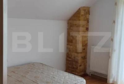 Casă cu 4 camere cu Teren 1000 Mp în Câmpu Cetății