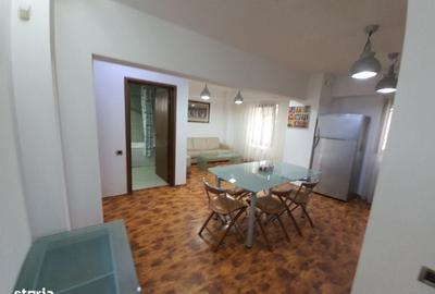 Apartament cu 3 camere decomandat în Unirii